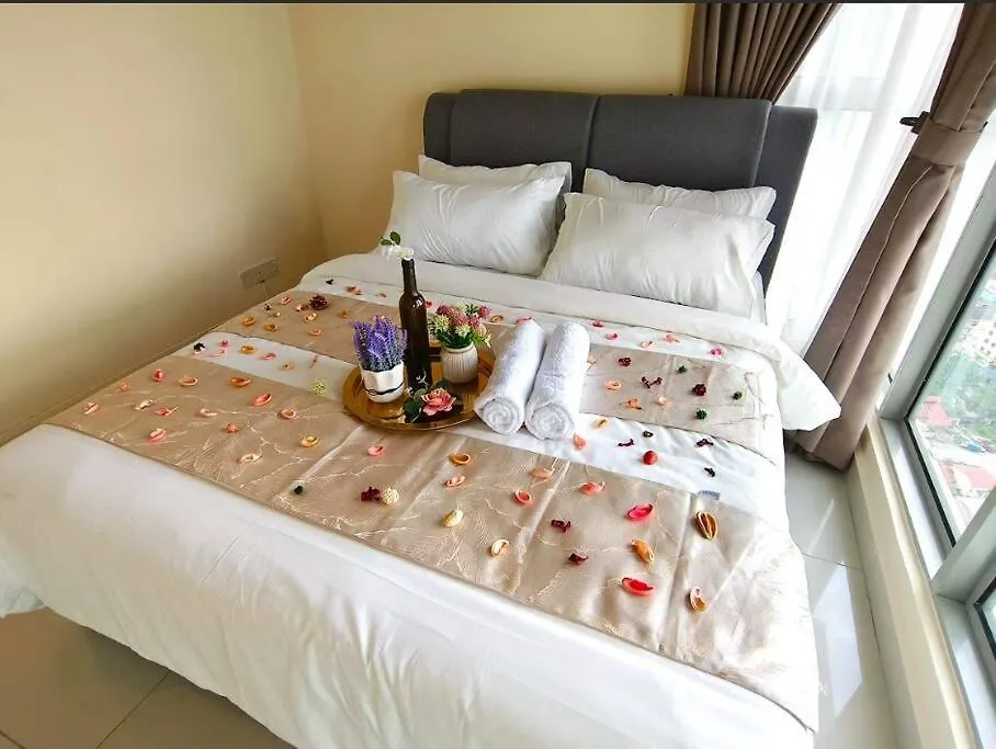 Rr327 Klcc View Wtc 5Pax 2Br Balcony Fireworks Apartman Kuala Lumpur 0*,